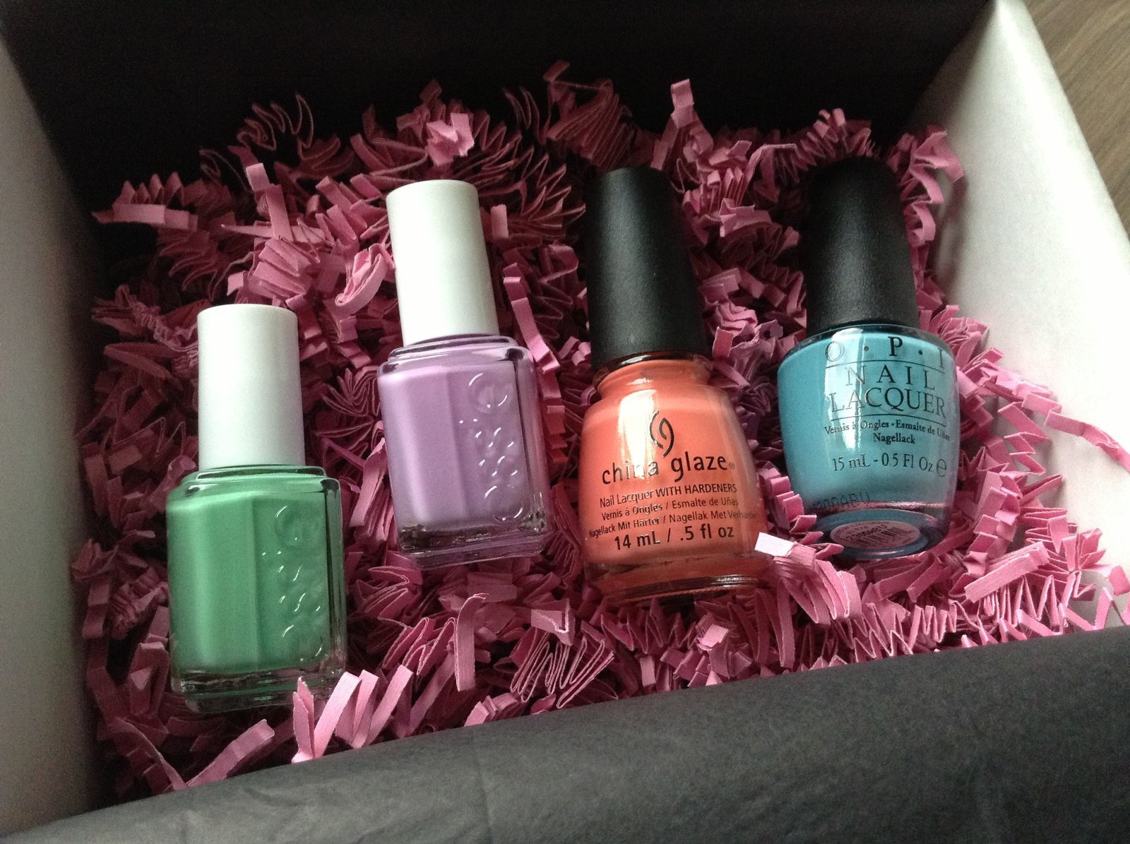 Custom Nail Polish Boxes