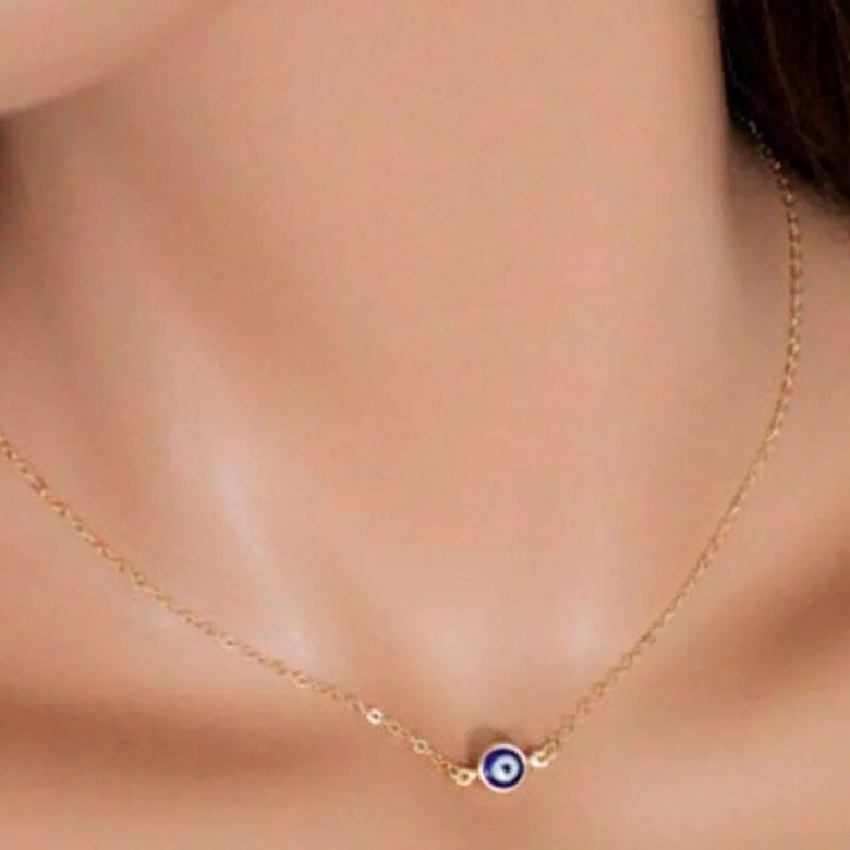 blue eye necklace