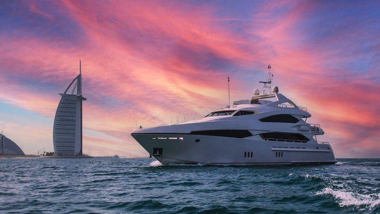 The experience of yacht rental in Dubai