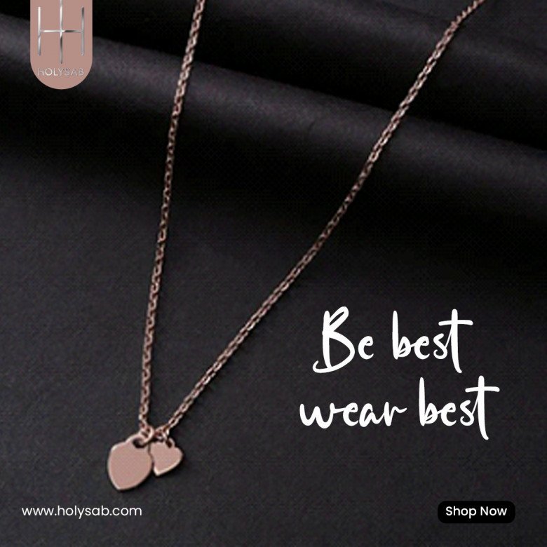 long chain necklace with pendant