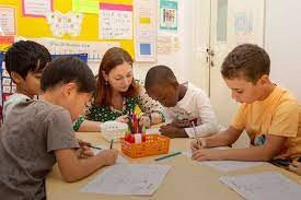 What makes international schools in Gujarat different from the regular schools