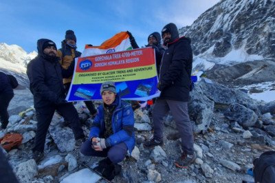 Can you witness snow in Goechala Trek?