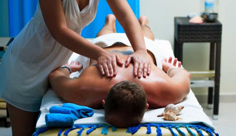 Nuru Body to Body Massage Service in Delhi by Female Linkgeanie.com.