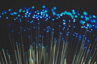 The original fiber optic looks like this. Do you know the principle of fiber optic communication?