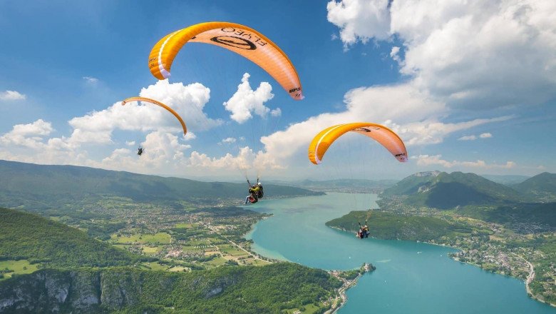 Enjoy the Paragliding Annecy and have some incredible memories