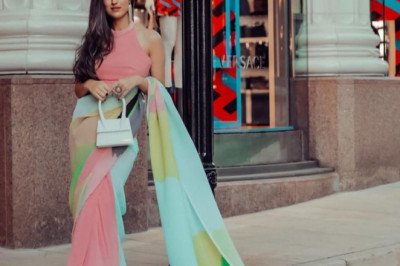 Stylish Blouse Designs to Look Glamorous in this Festive Season 2022