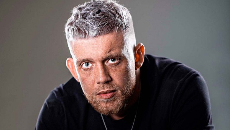 Silver Hair Men Still On-Trend