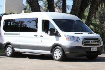 VANS - Kings Charter Bus USA