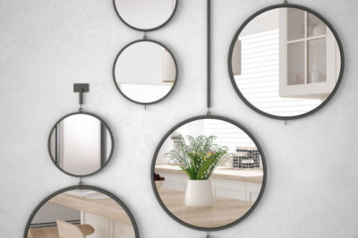 5 Clever Ways to Decorate Your Bathroom Mirror