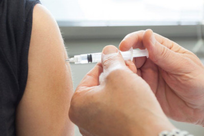 Corticosteroids in the Meningitis Treatment: Benefits and Risks